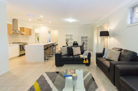 Vantage Court A Hidden Gem Of Mudgee 11 - Holiday Great Ocean Road 3