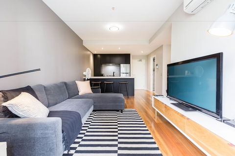 SANDRA, 1BDR Carlton Apartment - Holiday Great Ocean Road 6