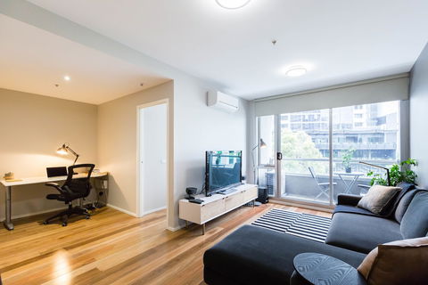 SANDRA, 1BDR Carlton Apartment - Holiday Great Ocean Road 2