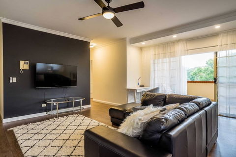 Urban Escape Parramatta - Holiday Great Ocean Road 5