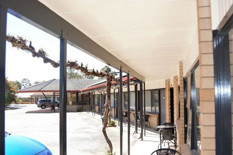 Civic Motor Inn - Holiday Great Ocean Road 3