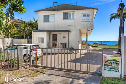 Yacaaba Beautiful Waterfront Location - Holiday Great Ocean Road 1