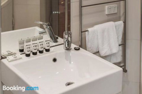 Heart Of Sandringham Apartment By Ready Set Host - Holiday Great Ocean Road 6