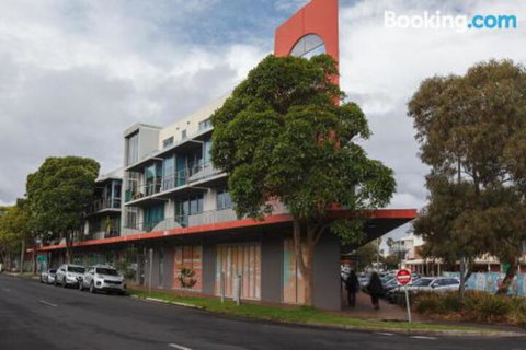 Heart Of Sandringham Apartment By Ready Set Host - Holiday Great Ocean Road 2