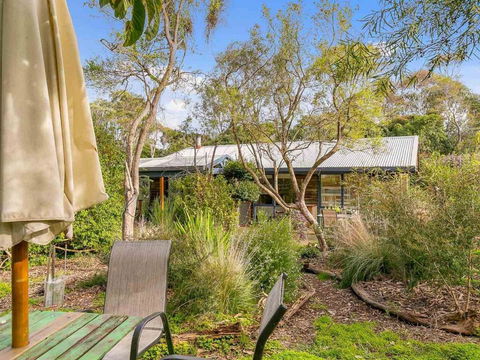 Hakea Bush Cabin - Holiday Great Ocean Road 5