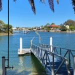 April 19 4 Bedroom Home On Canal With Pool Pontoon Aircon & WiFi! - Holiday Great Ocean Road 0