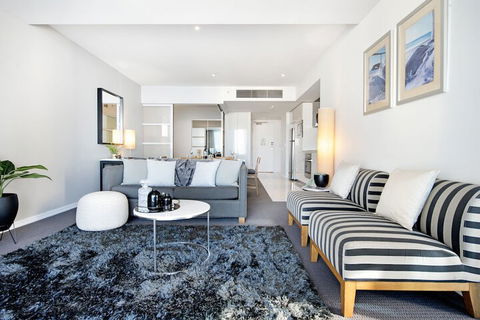 H Residences 2 Bedroom Ocean View In Surfers Paradise - Holiday Great Ocean Road 1