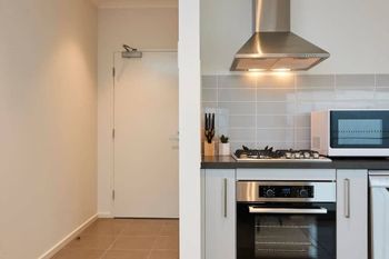 Comfortable Chadstone Flat - Holiday Great Ocean Road 5