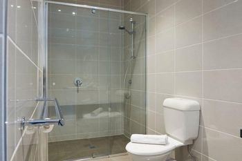 Comfortable Chadstone Flat - Holiday Great Ocean Road 1