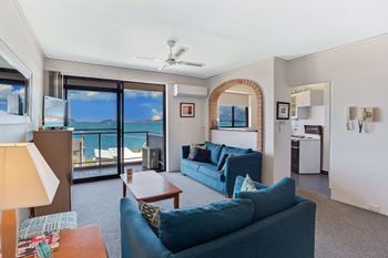 Triview Unit 10 1 Mitchell Street - Holiday Great Ocean Road 5