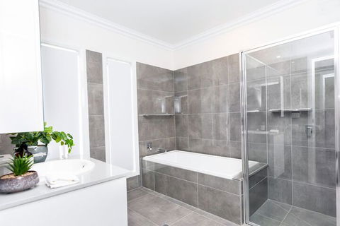Wagga Apartments 1 - Holiday Great Ocean Road 6