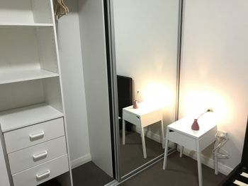 Chic & Cosy Apartment Near Airport & CBD - Holiday Great Ocean Road 4