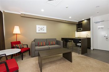 Holiday Inn Townsville - Holiday Great Ocean Road 1