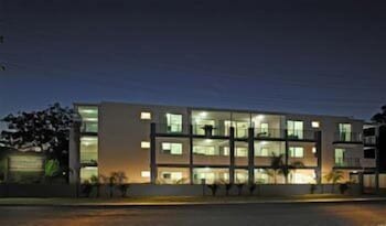 Shoal Bay Beachclub Apartments - Holiday Great Ocean Road 2