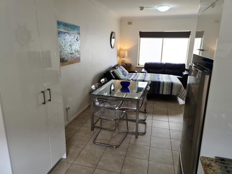 Acaill Accommodation Esplanade Living Self Check-In Self Check-Out - Holiday Great Ocean Road 3