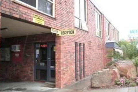 Enfield Motor Inn - Holiday Great Ocean Road 1