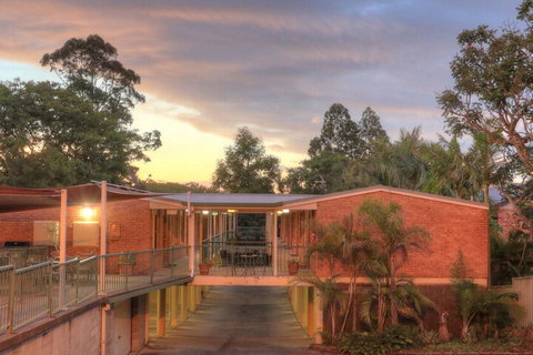 Bent Street Motor Inn - Holiday Great Ocean Road 2