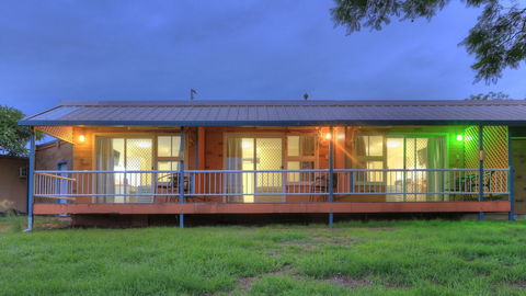 Jacaranda Motor Lodge - Holiday Great Ocean Road 3