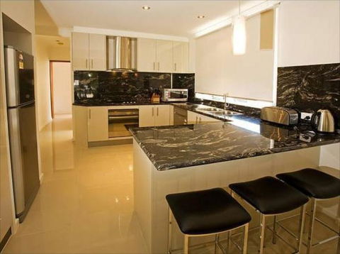Phillip Island Accommodation - Holiday Great Ocean Road 3