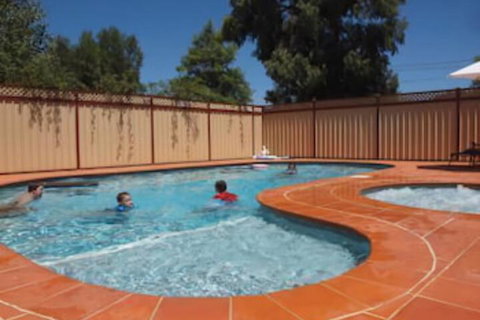 Peppinella Motel - Holiday Great Ocean Road 1