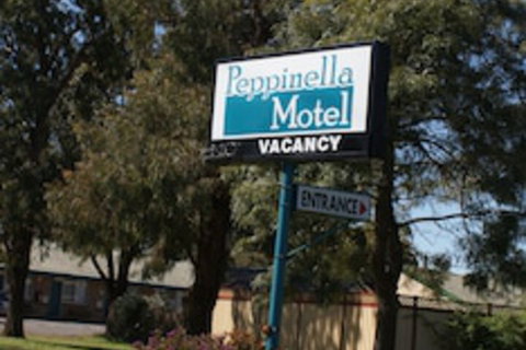 Peppinella Motel - Holiday Great Ocean Road 0