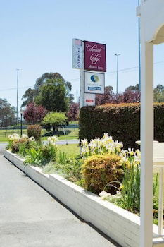 Colonial Lodge Motor Inn Yass - Holiday Great Ocean Road 3