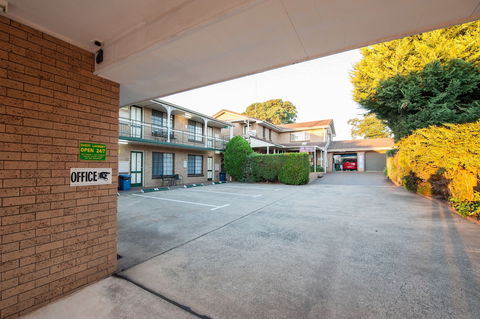 Jacaranda Place Motor Inn - Holiday Great Ocean Road 1