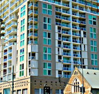 Adelaide DressCircle Apartments North Terrace - Holiday Great Ocean Road
