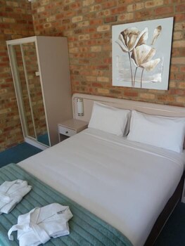 Mollymook Surfbeach Motel And Apartments - Holiday Great Ocean Road 6