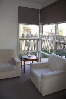 Central Shepparton Apartments - Holiday Great Ocean Road 1