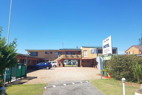 Lake Front Motel - Holiday Great Ocean Road 1