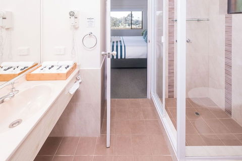 Mollymook Seascape Motel & Apartments - Holiday Great Ocean Road 2