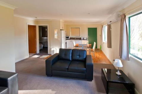 Wagga Wagga Beach Caravan Park - Holiday Great Ocean Road 4