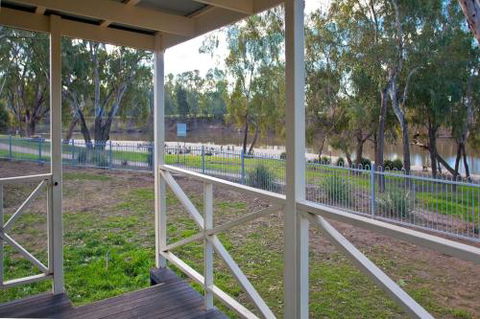 Wagga Wagga Beach Caravan Park - Holiday Great Ocean Road 1