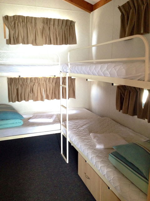 Two Shores Holiday Village - Holiday Great Ocean Road 2