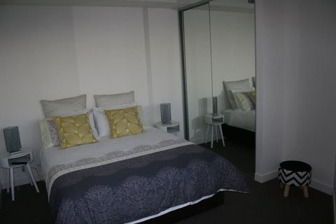 Apartment On King Street - Holiday Great Ocean Road 2
