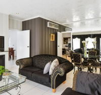 BOUTIQUE STAYS - Brighton Rose