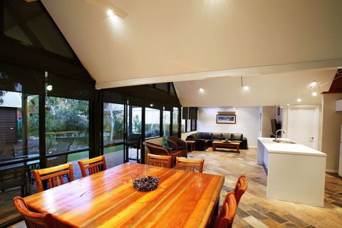 Whalers Cove Villas - Holiday Great Ocean Road 2