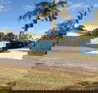 Emu Park Motel