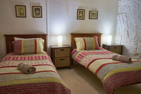 Underground Bed And Breakfast - Holiday Great Ocean Road 5