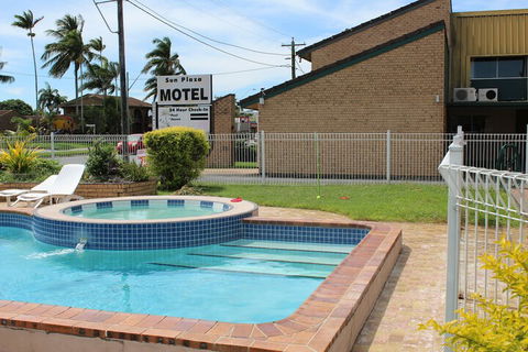 Sun Plaza Motel Mackay - Holiday Great Ocean Road 4