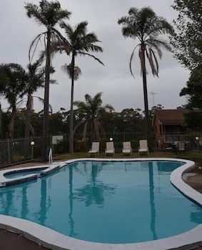 Tabourie Lake Motel - Holiday Great Ocean Road 0