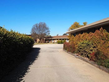Jacaranda Motel & Holiday Units - Holiday Great Ocean Road 1