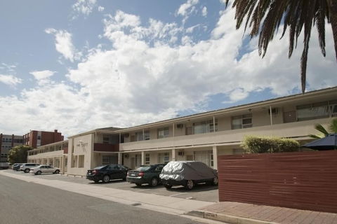 Taft Motor Inn - Holiday Great Ocean Road 0