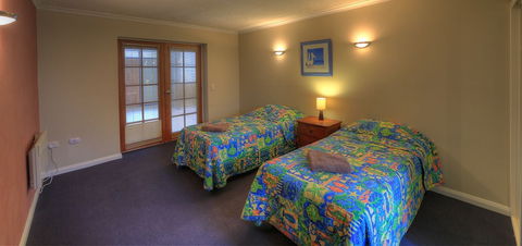 Ultimate Holiday Apartments - Holiday Great Ocean Road 5