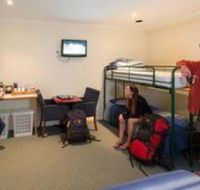 Adventure Backpackers Port Lincoln - Holiday Great Ocean Road