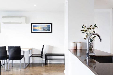 RNR Serviced Apartments North Melbourne - Holiday Great Ocean Road 4