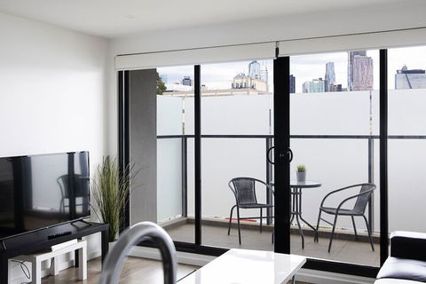 RNR Serviced Apartments North Melbourne - Holiday Great Ocean Road 7