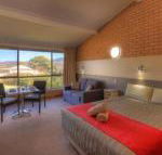 Tenterfield Motor Inn - Holiday Great Ocean Road