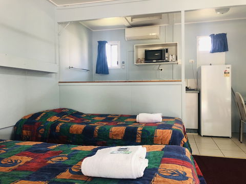 Motel Holliday Kingaroy - Holiday Great Ocean Road 6